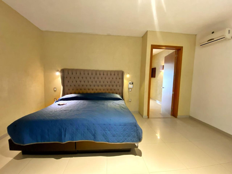 8fdaac80-1979-4a3c-895d-1a3301b27324