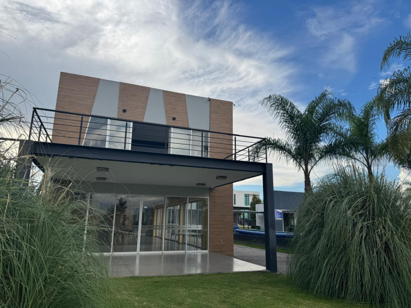 2c40a3a7-008f-431d-a110-128d7108e4de