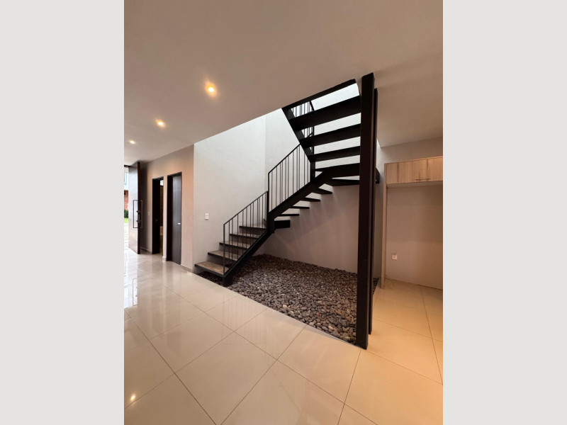 2ceb53ee-99af-4766-88b0-d43e3ed73cba