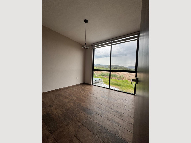 c1da6791-1894-4657-99f2-af575dd94558