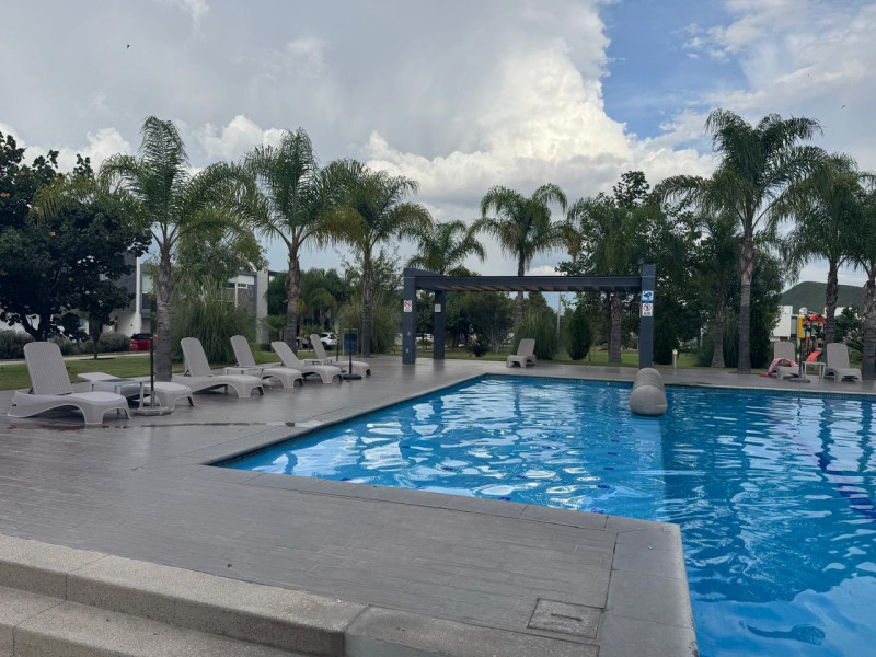 c5f644c4-4c24-40a1-844a-1eb13fb9b0fe