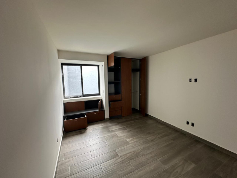 34242565-f6f2-4b5a-91f2-58e913478e48