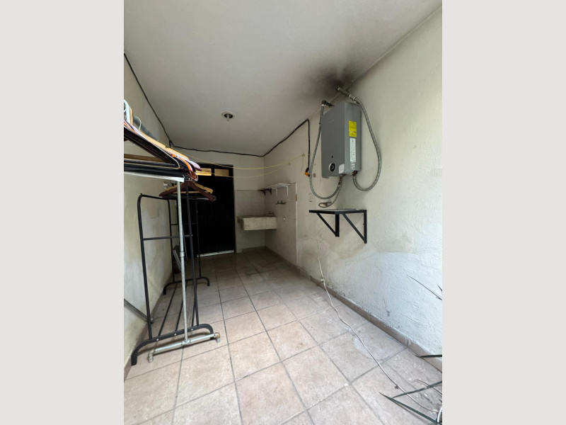 5a49b6ba-b38d-4e31-8f58-5ca14485ccf2