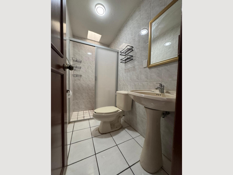 81a70a75-b1ff-4dc9-ace4-56f3afd264f2