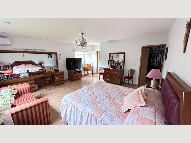 eba2c9aa-0da9-4f22-9e9c-17015d85070d