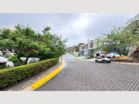 694504f7-bdaf-4a59-b9ba-e32ca852388c