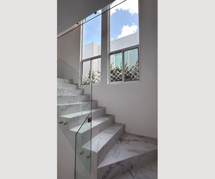 f52d0aaf-1c30-4d50-92e9-07158505ff1e