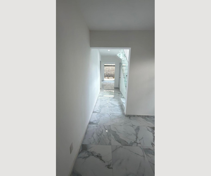 f92c29f5-05c7-46ea-b969-e84db2b10c48