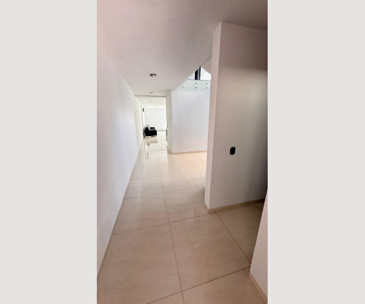 e2bc60a7-6362-4234-8f1a-299bd9a101a5