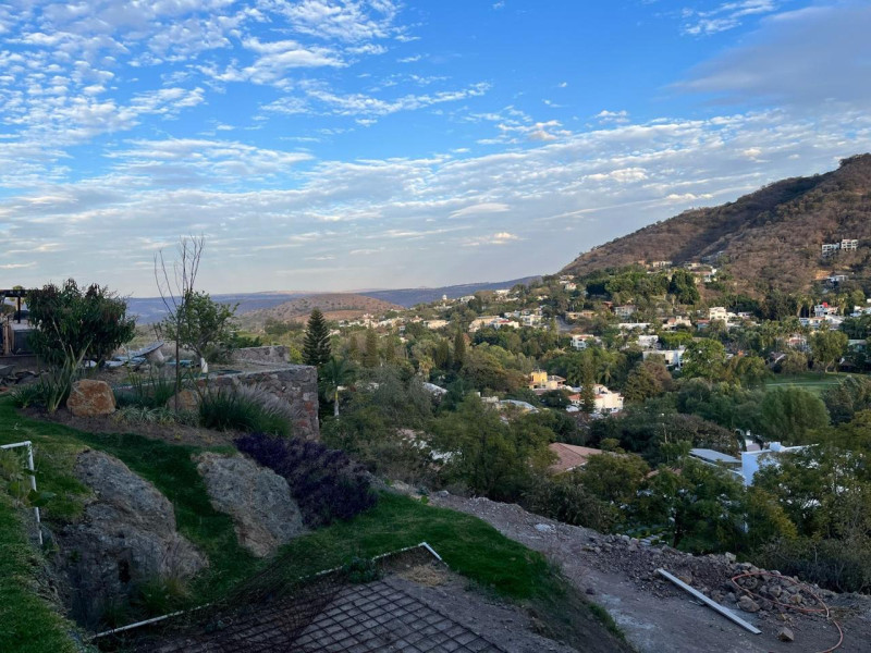 b930ece9-be2a-41bf-9cf3-afc7ef2bbec4