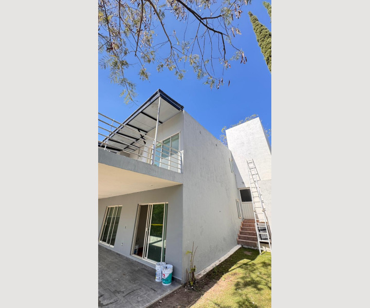 e2f15dc8-da9d-4622-a395-6bbece7d7309