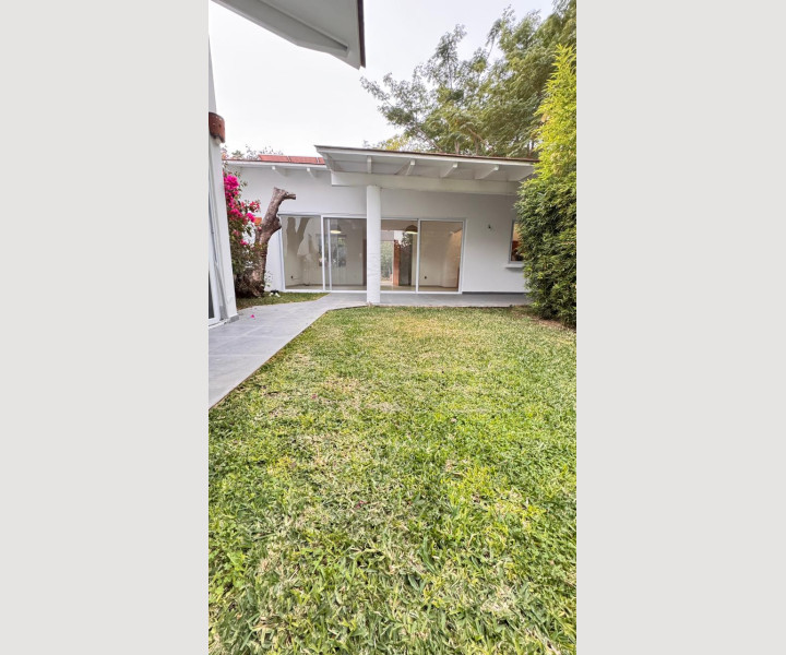 0a4dab82-92d0-40e2-9cff-5610fa22247c